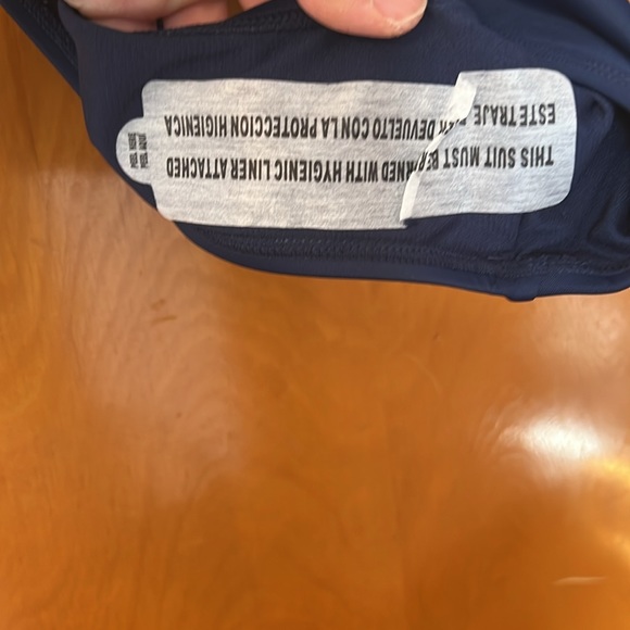 🩱 Hurley one piece bathing suit - Picture 4 of 4